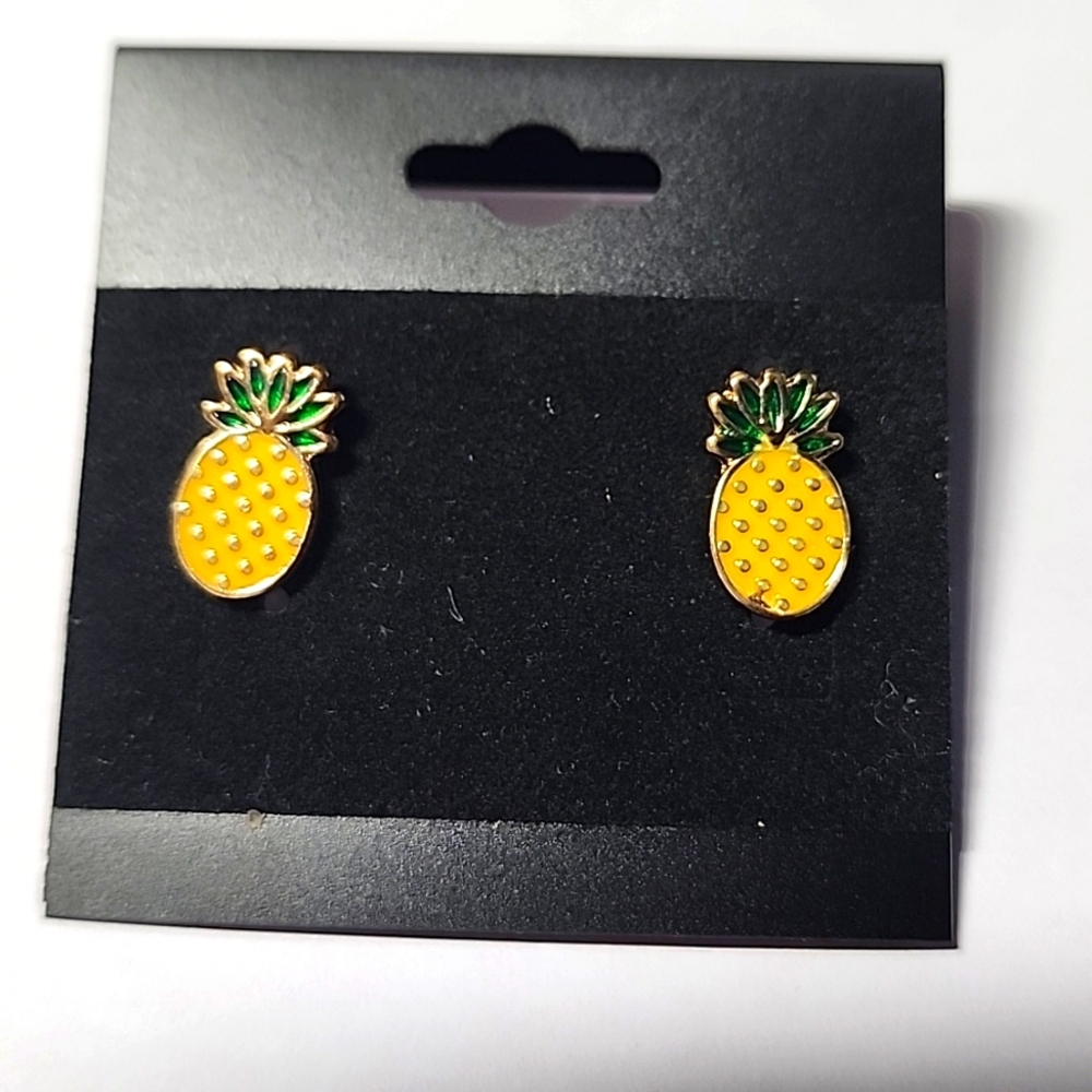 Pineapple Post Earrings